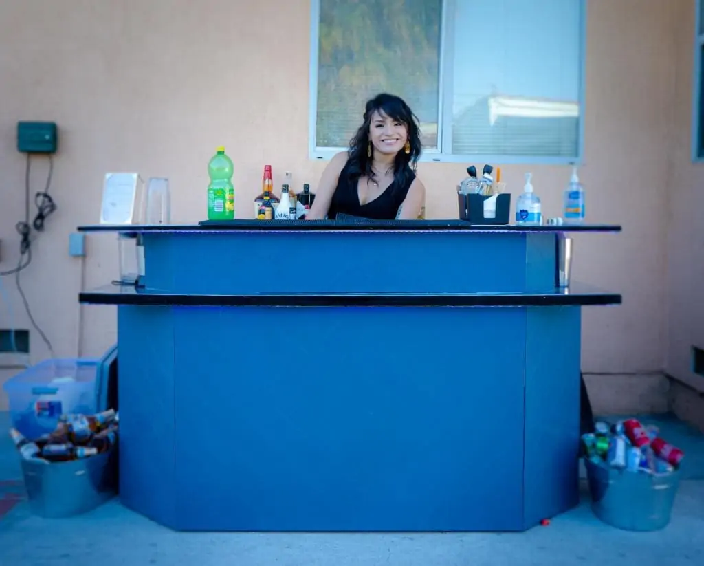 How to get great services with reasonable prices | Party Shakers bartending services